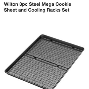 Wilton 3pc steel Mega cookie sheet and cooling racks